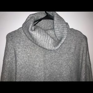 Turtle neck sweater